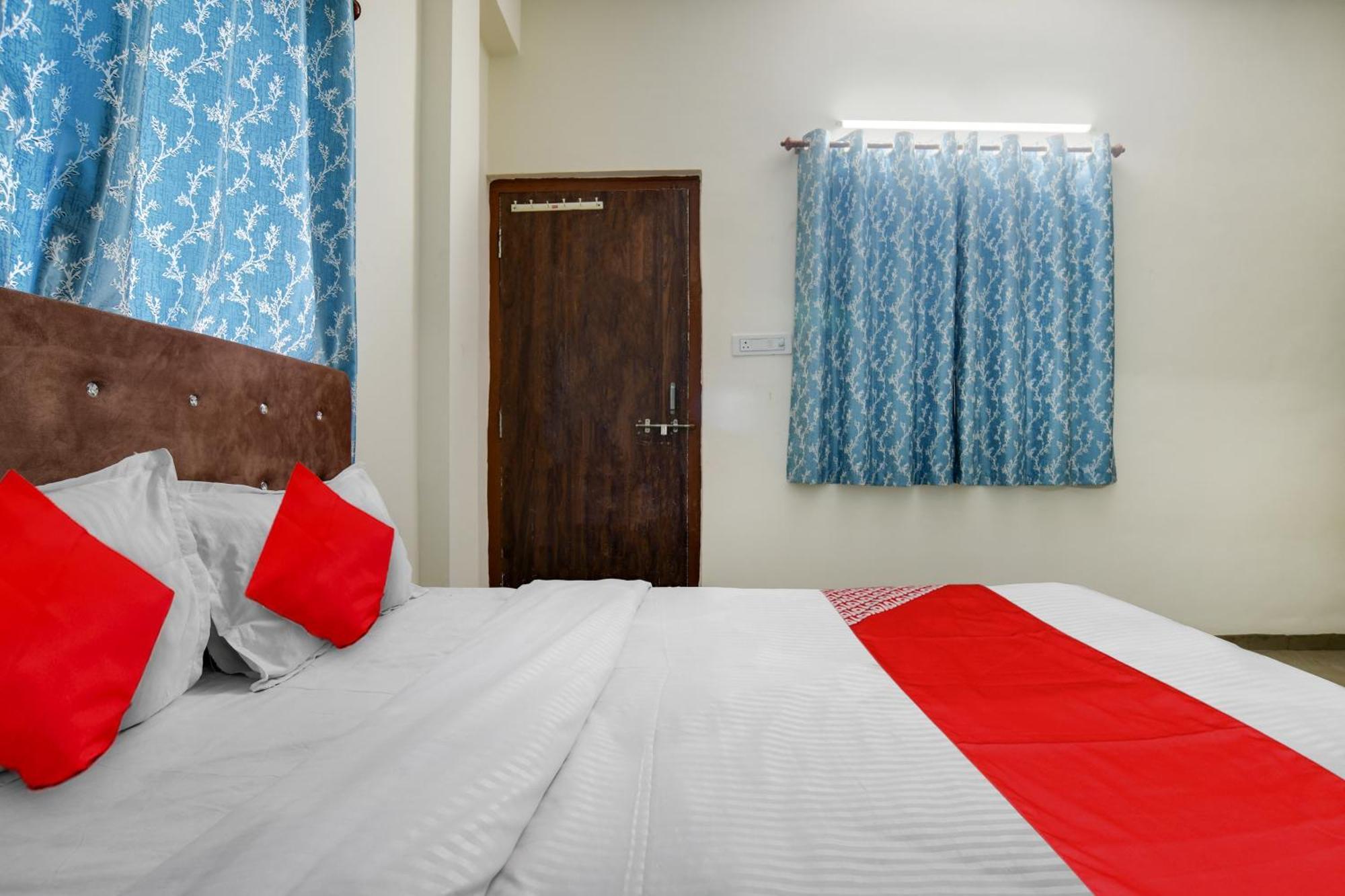 Hotel O Nitya Indore Bagian luar foto