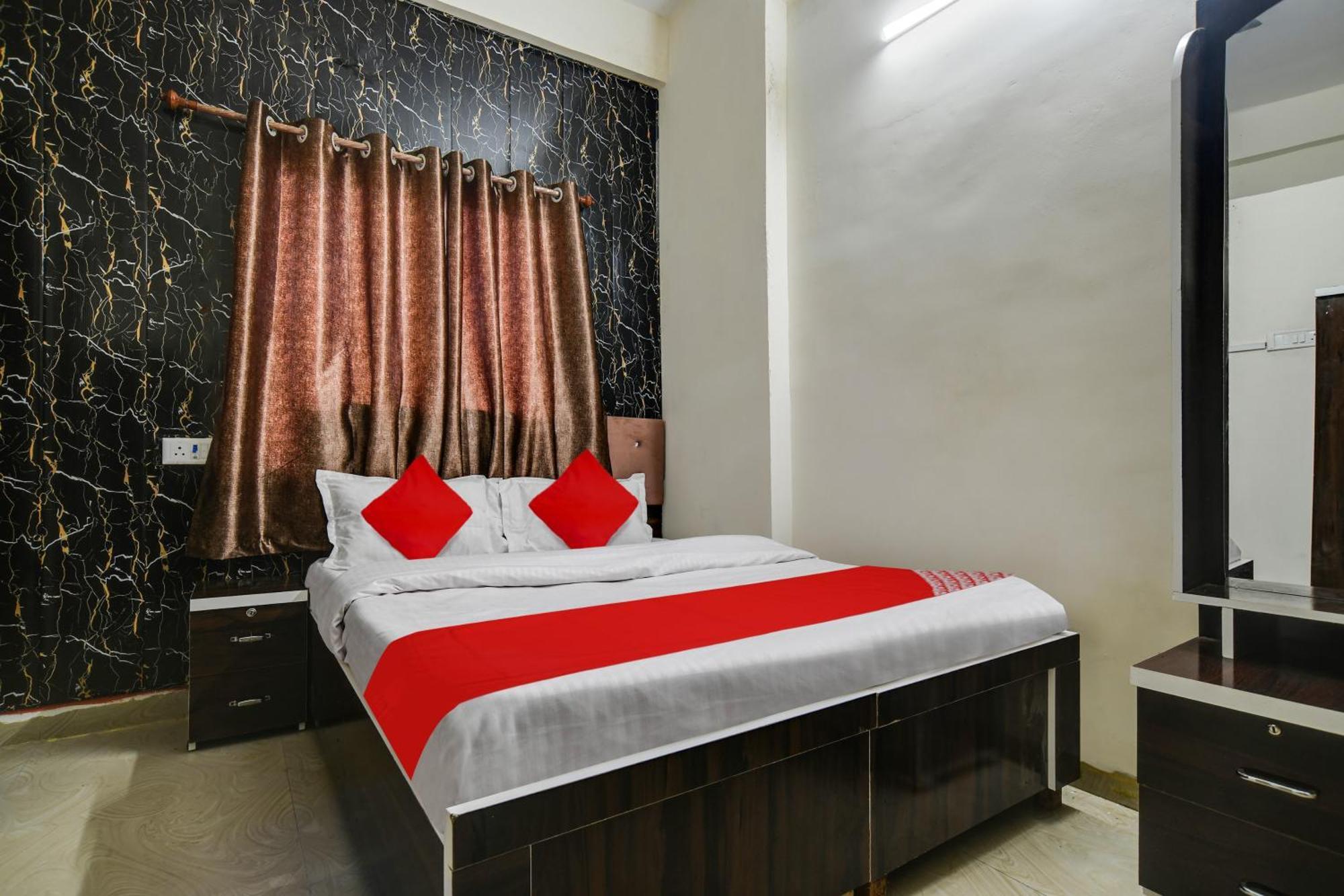 Hotel O Nitya Indore Bagian luar foto